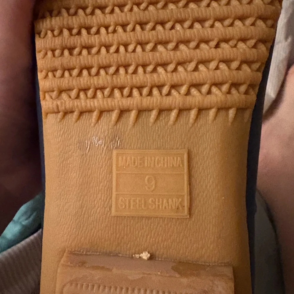 *Khombu Kristie Brown Suede and Blue Rubber Winter Duckboots #IR